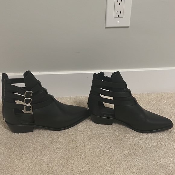 All saints black leather ankle boot lightly worn size 39 - Picture 5 of 6